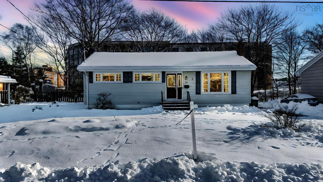 16 Canary Crescent, Halifax, NS