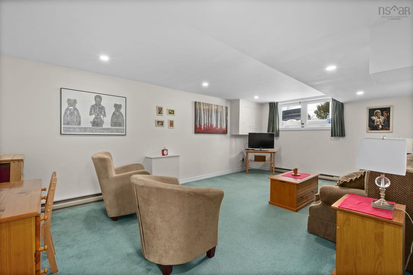 16 Canary Crescent, Halifax, NS