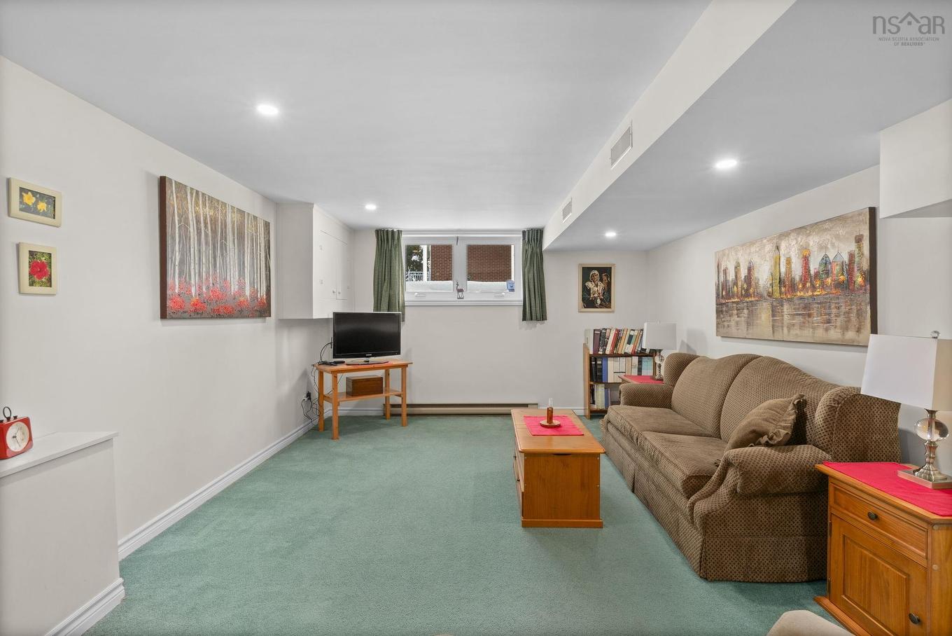 16 Canary Crescent, Halifax, NS