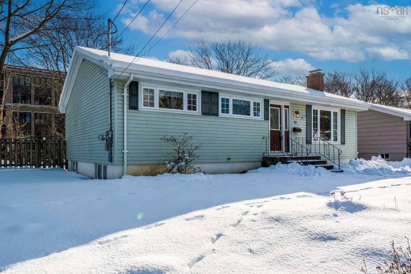 16 Canary Crescent, Halifax, NS