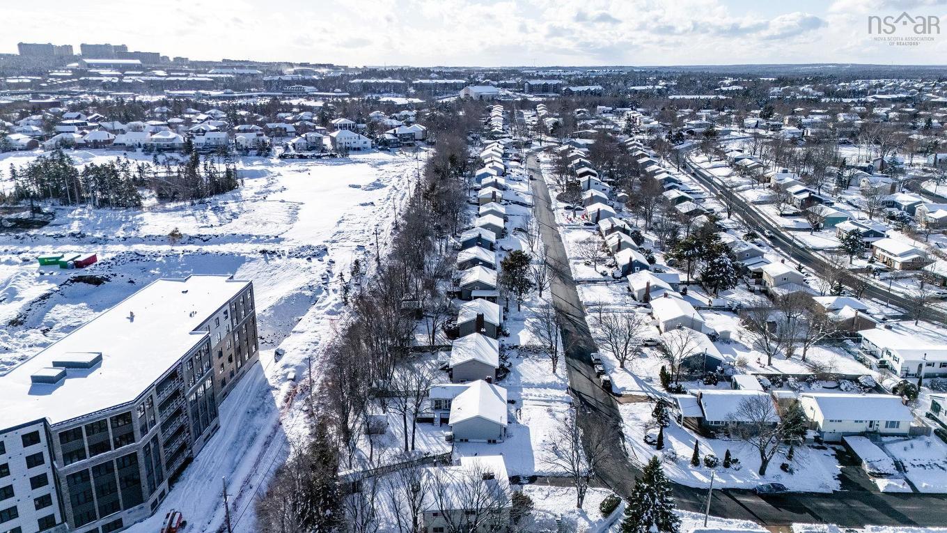 16 Canary Crescent, Halifax, NS