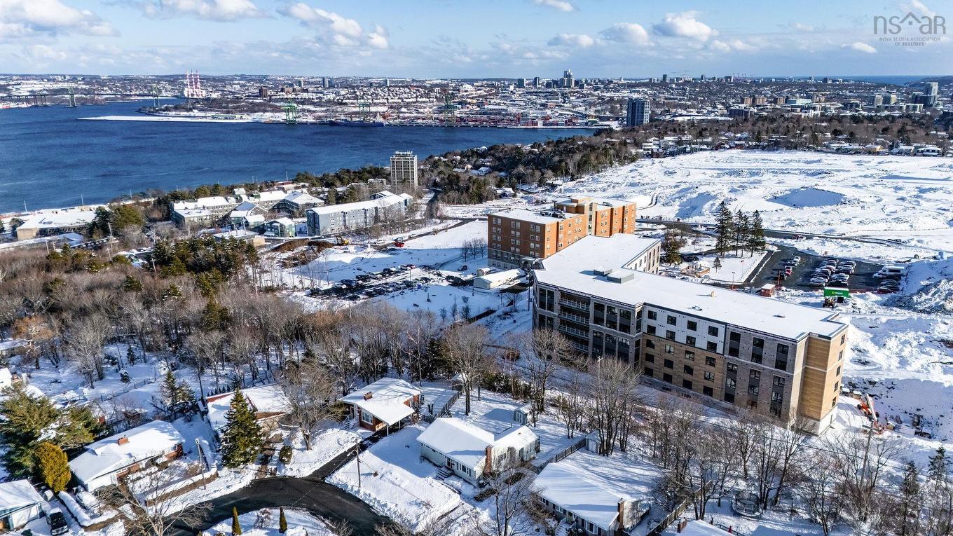 16 Canary Crescent, Halifax, NS