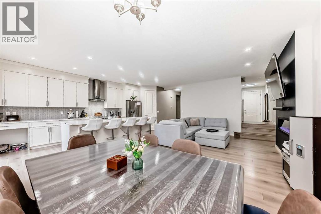 54 Seton Manor Se, Calgary, AB - Indoor