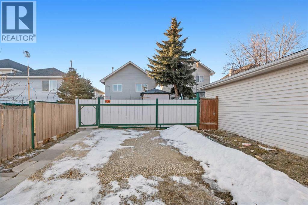 118 Bridleridge Way Sw, Calgary, AB - Outdoor