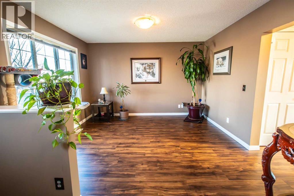 11 Saddlebrook Mews Ne, Calgary, AB - Indoor Photo Showing Other Room