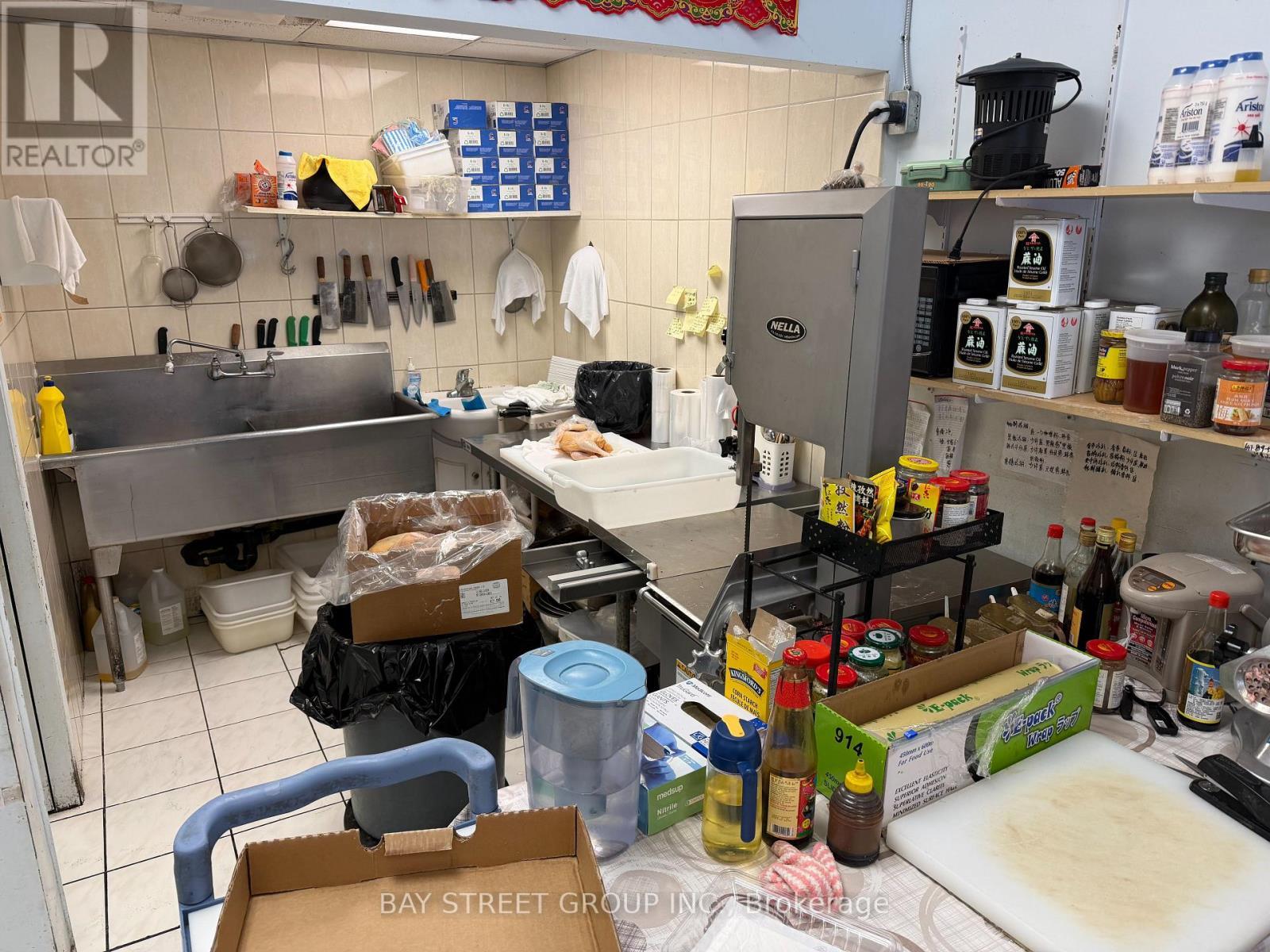 10 - 8392 Kennedy Road, Markham, ON