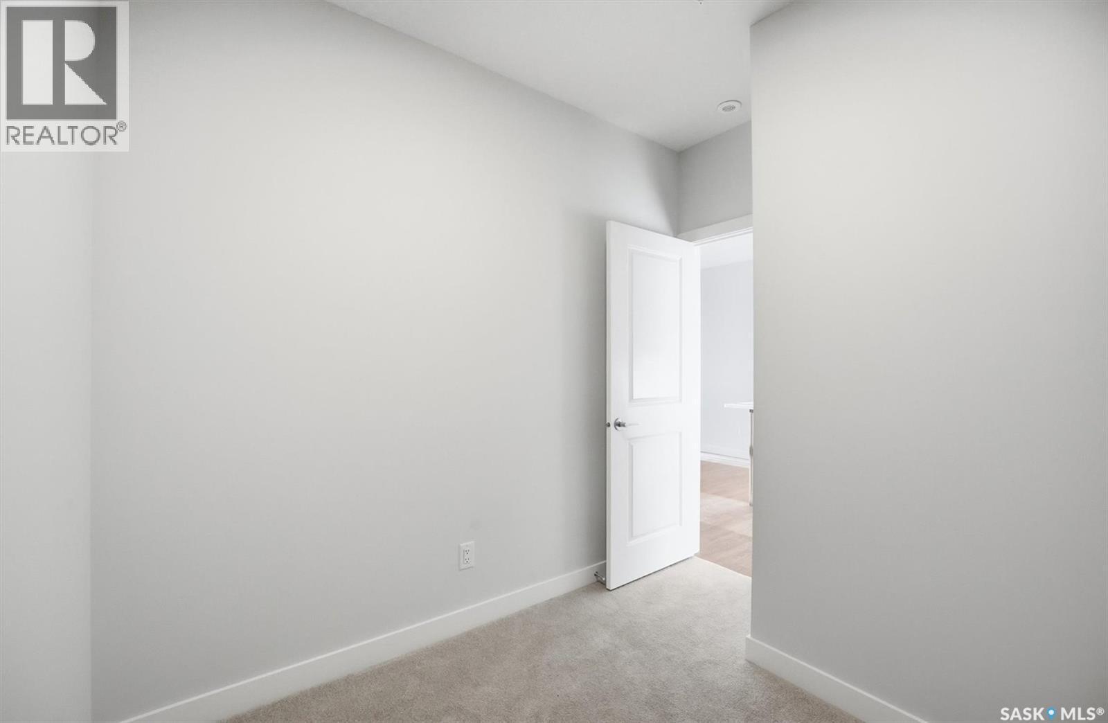 1303 101 Secord Way, Saskatoon, SK - Indoor Photo Showing Other Room