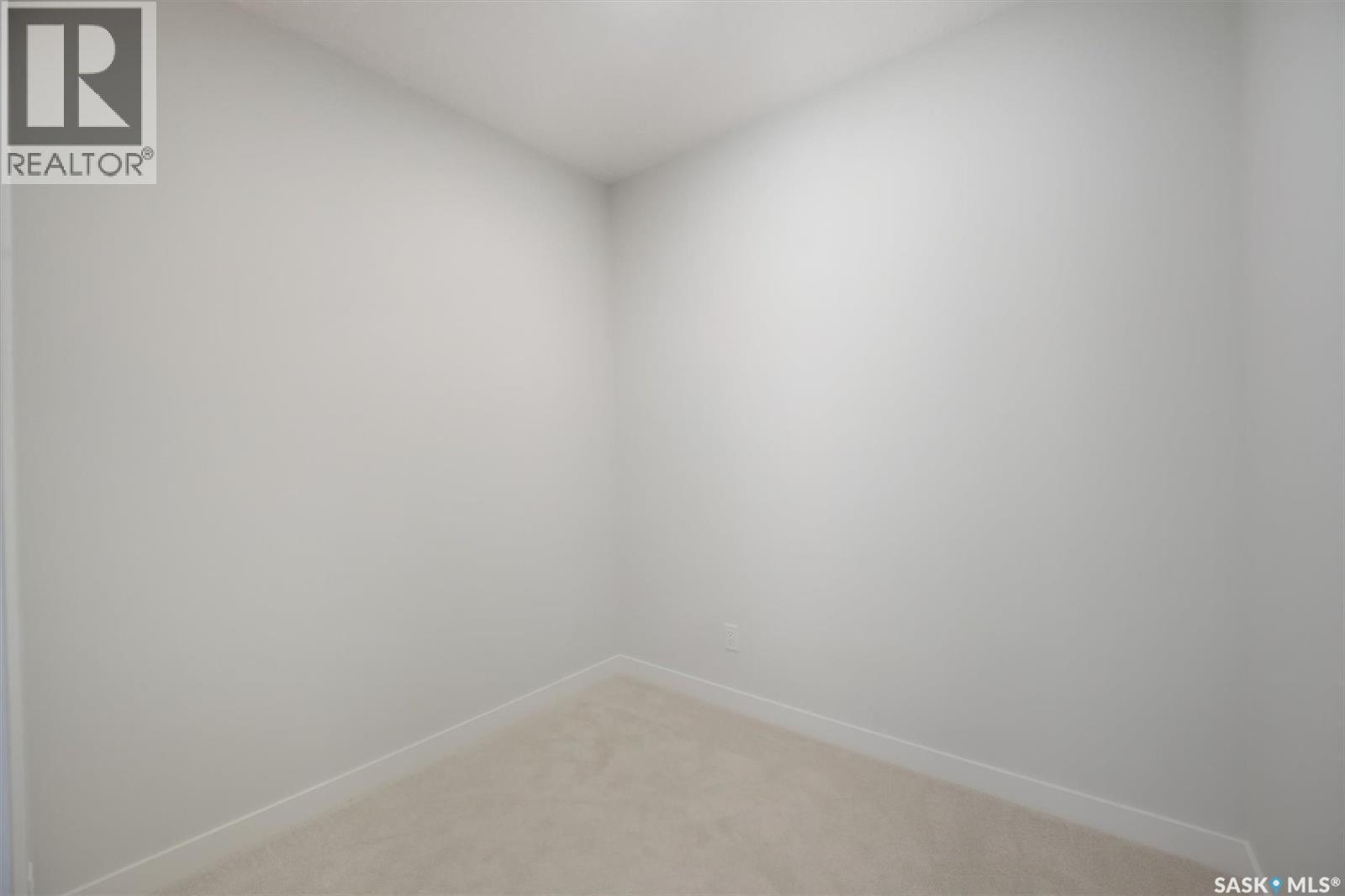 1303 101 Secord Way, Saskatoon, SK - Indoor Photo Showing Other Room