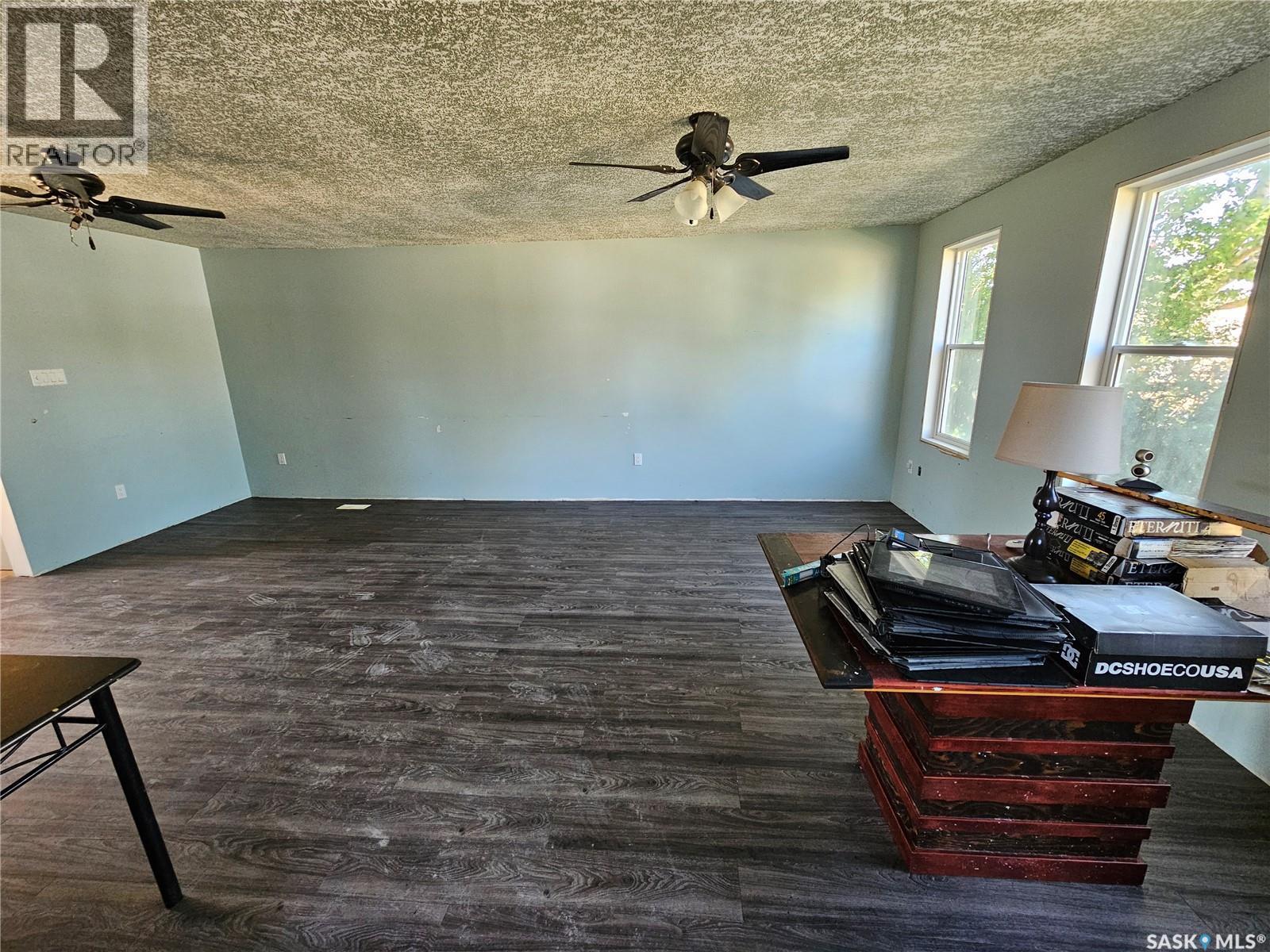 245 Oriole Avenue, Briercrest, SK - Indoor Photo Showing Other Room