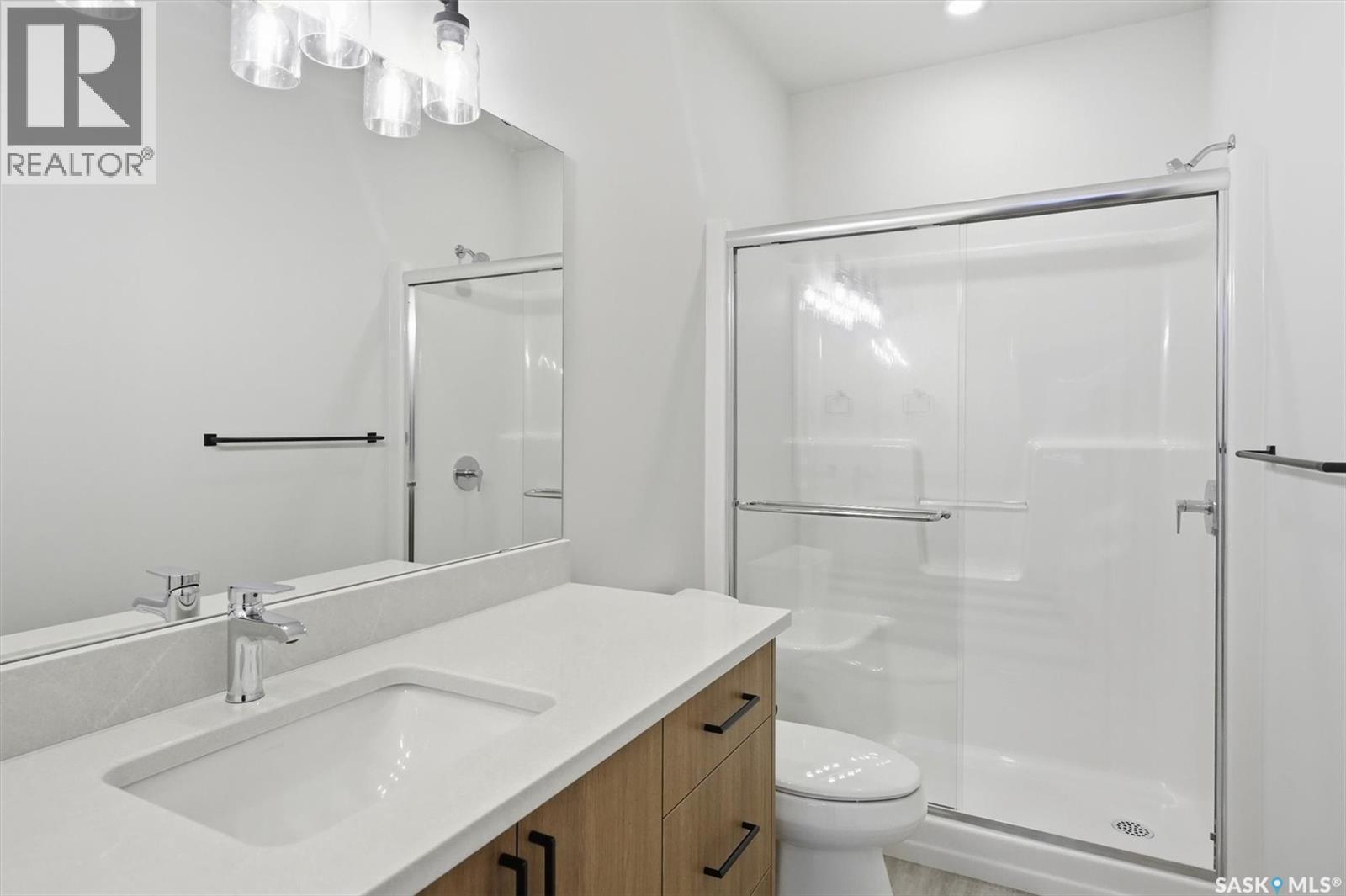 1304 101 Secord Way, Saskatoon, SK - Indoor Photo Showing Bathroom