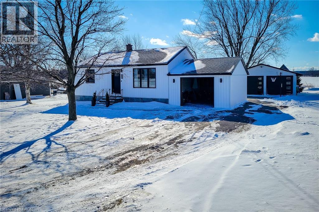 13 Unity Side Road, Caledonia, ON - Outdoor