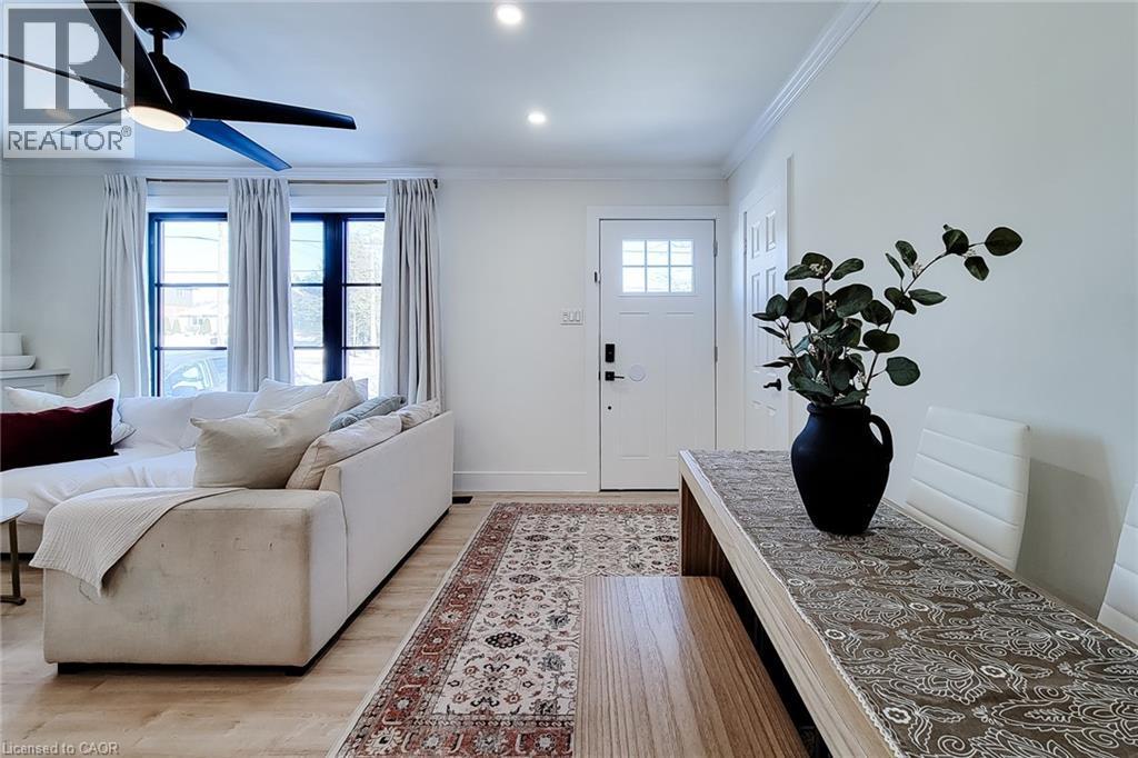 13 Unity Side Road, Caledonia, ON - Indoor