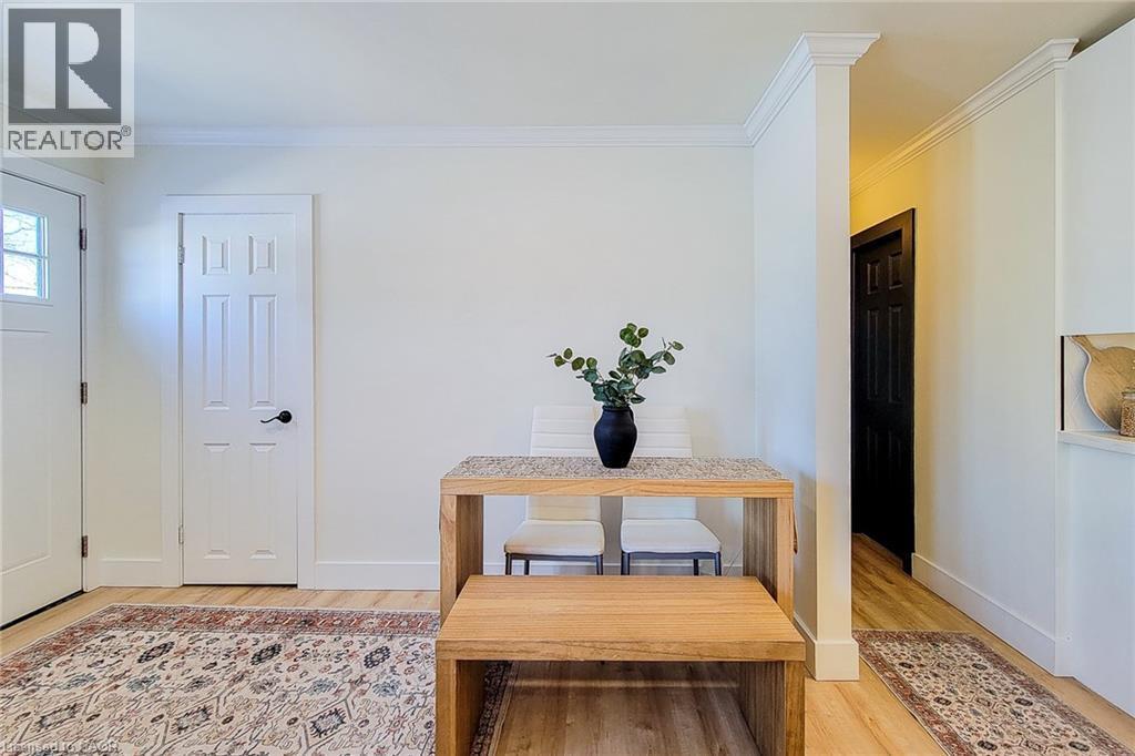 13 Unity Side Road, Caledonia, ON - Indoor