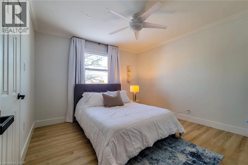 13 Unity Side Road, Caledonia, ON - Indoor Photo Showing Bedroom