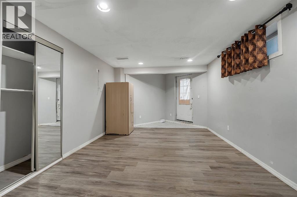 278 Saddlefield Place Ne, Calgary, AB - Indoor Photo Showing Other Room