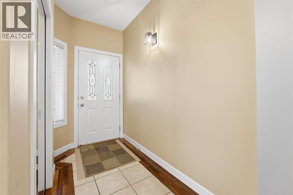 33 Prominence Park Sw, Calgary, AB - Indoor Photo Showing Other Room