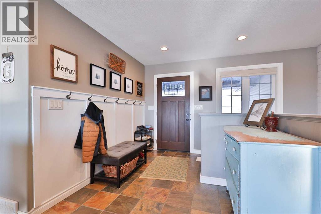 233073 Twp Rd 45, Spring Coulee, AB - Indoor Photo Showing Other Room