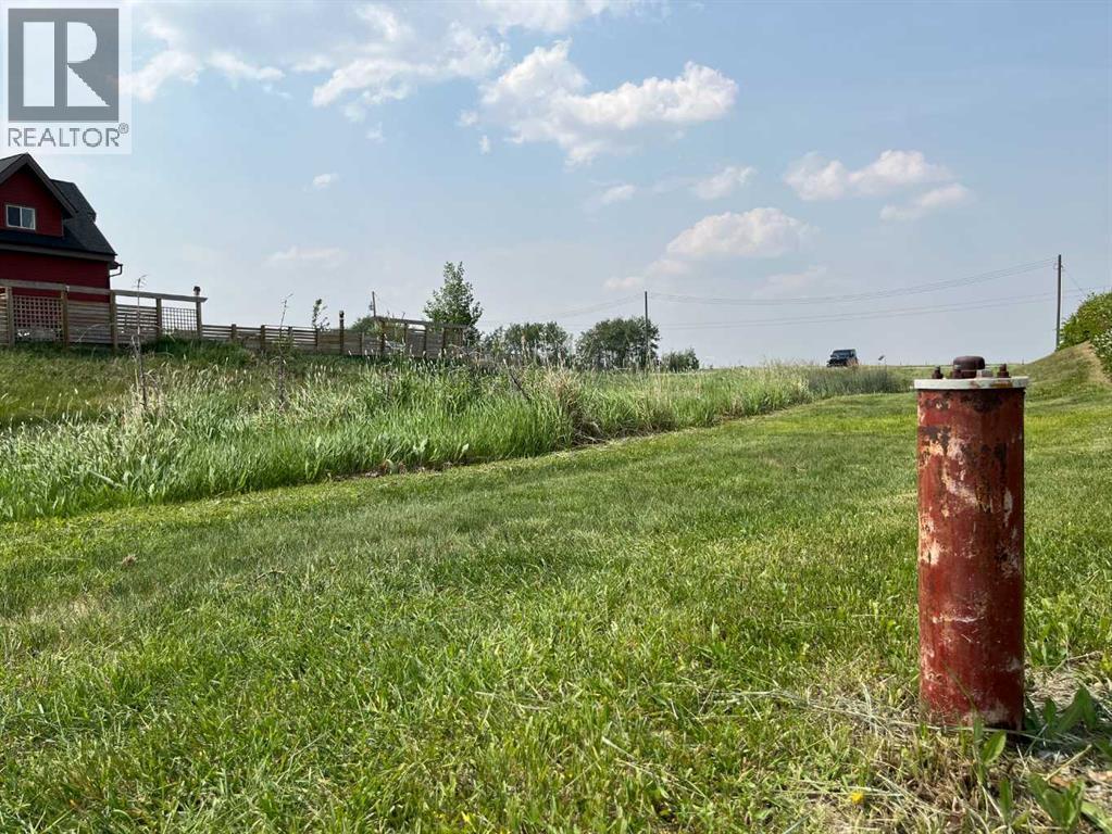 421 Railway, Cheadle, AB