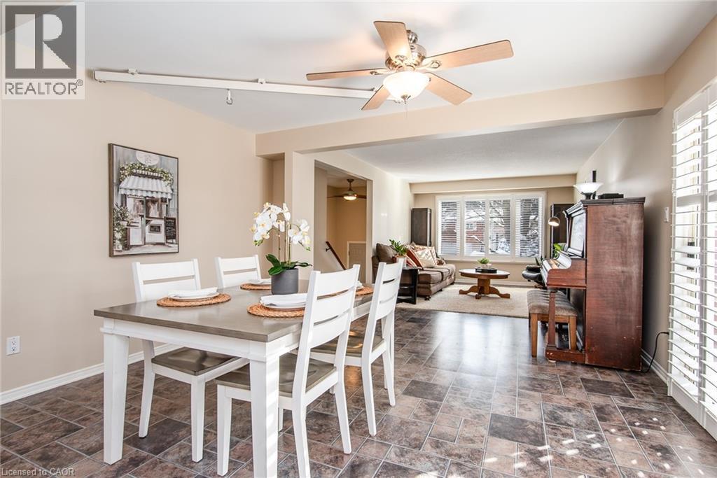 216 Northlake Drive, Waterloo, ON - Indoor Photo Showing Dining Room