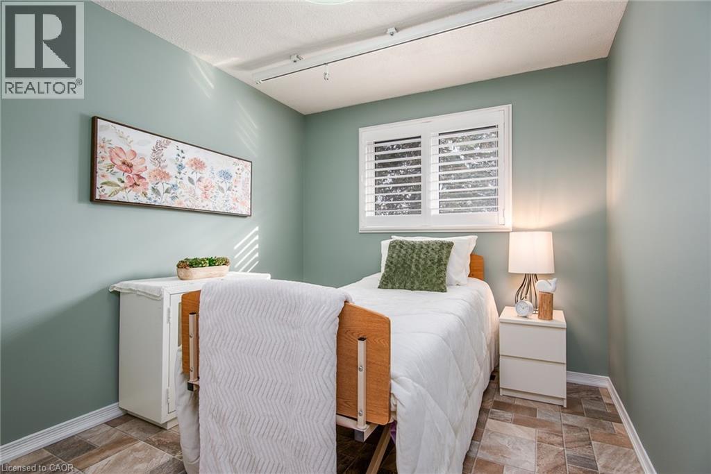 216 Northlake Drive, Waterloo, ON - Indoor Photo Showing Bedroom