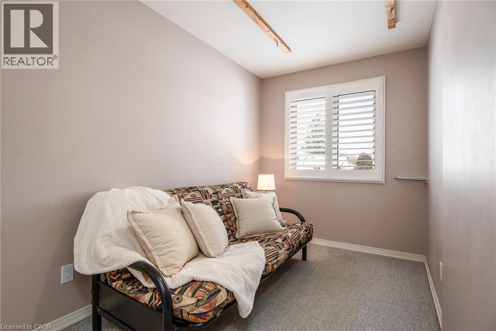 216 Northlake Drive, Waterloo, ON - Indoor Photo Showing Bedroom