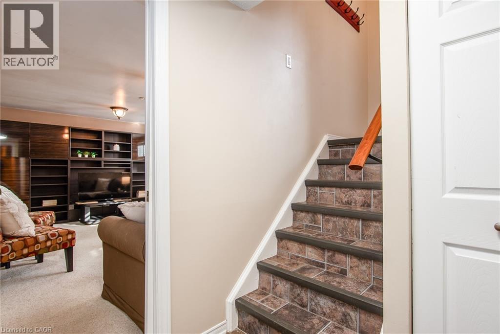 216 Northlake Drive, Waterloo, ON - Indoor Photo Showing Other Room