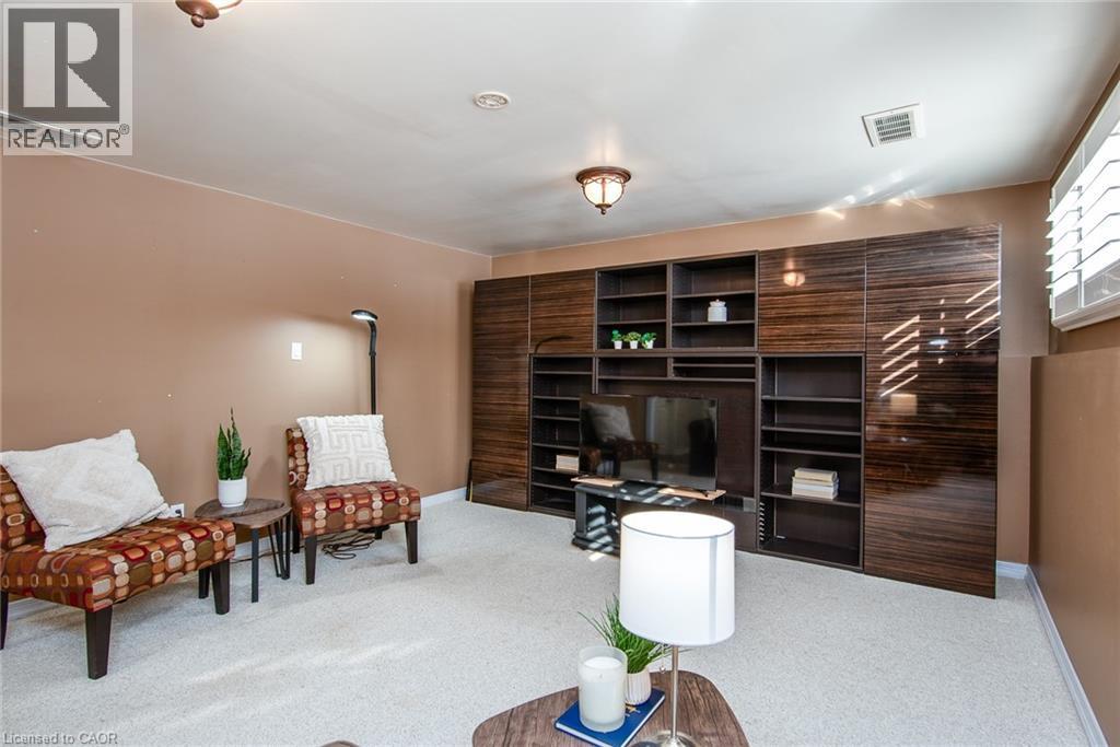 216 Northlake Drive, Waterloo, ON - Indoor