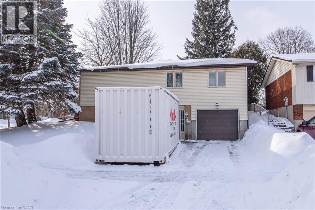 216 Northlake Drive, Waterloo, ON - Outdoor