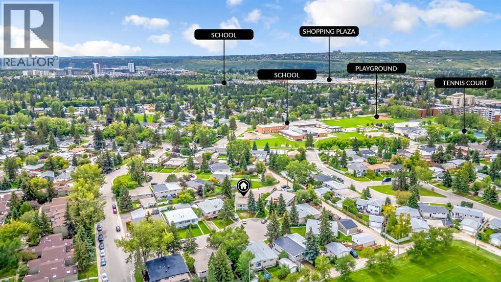 4013 Vance Place Nw, Calgary, AB - Outdoor With View