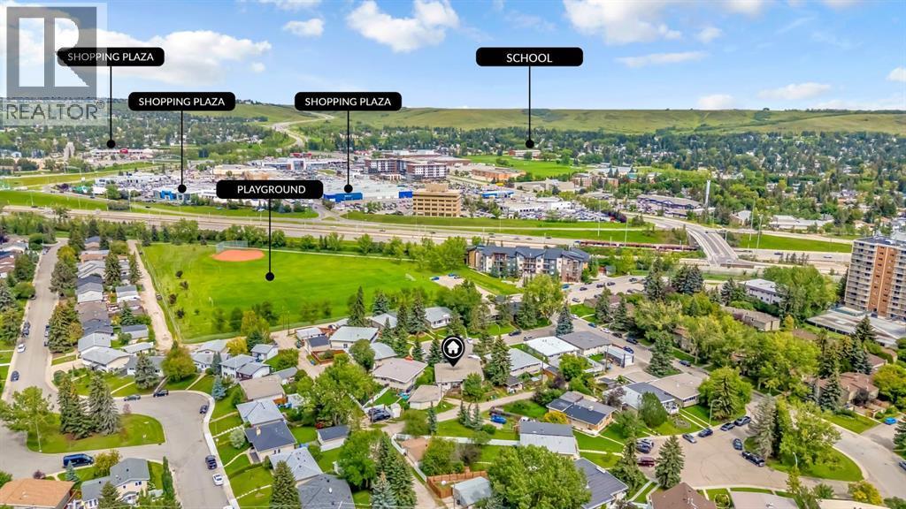 4013 Vance Place Nw, Calgary, AB - Outdoor With View