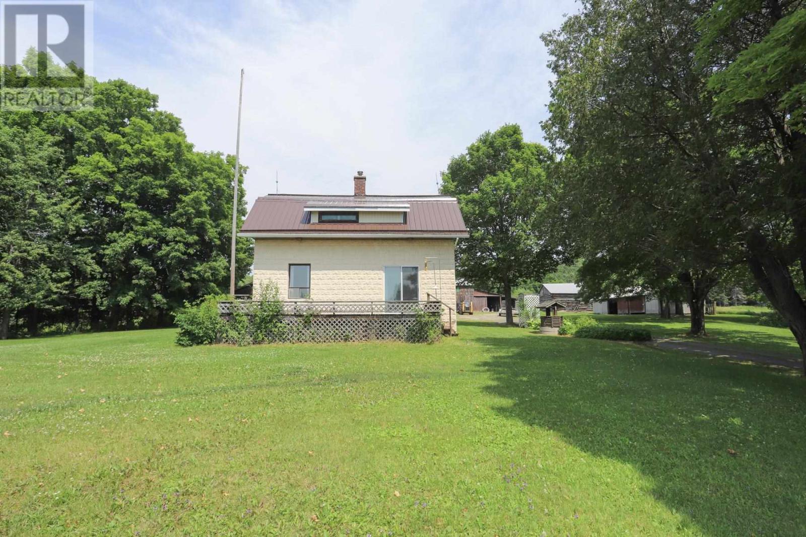 2704 A Line Rd, Richards Landing, ON - Outdoor