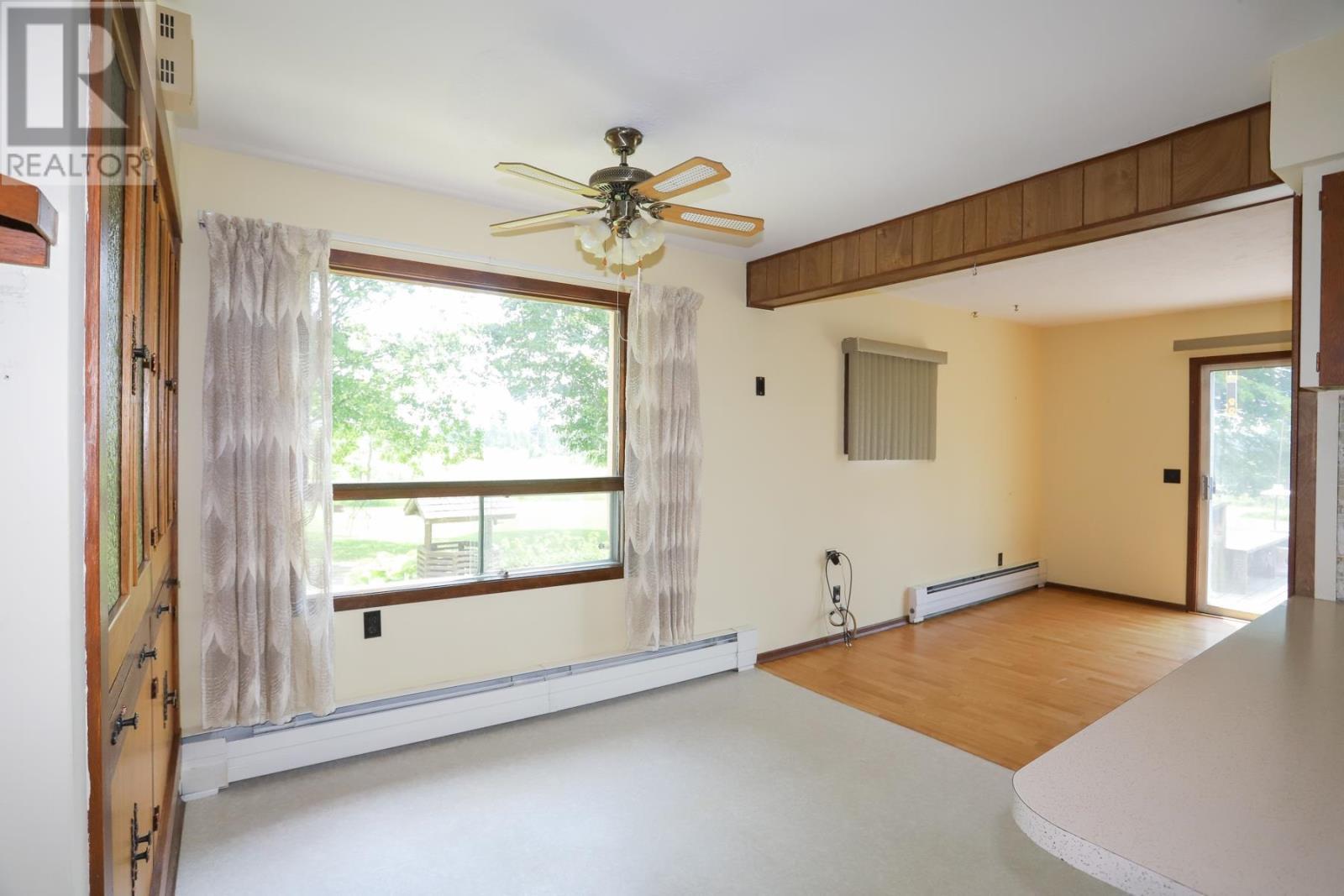 2704 A Line Rd, Richards Landing, ON - Indoor Photo Showing Other Room