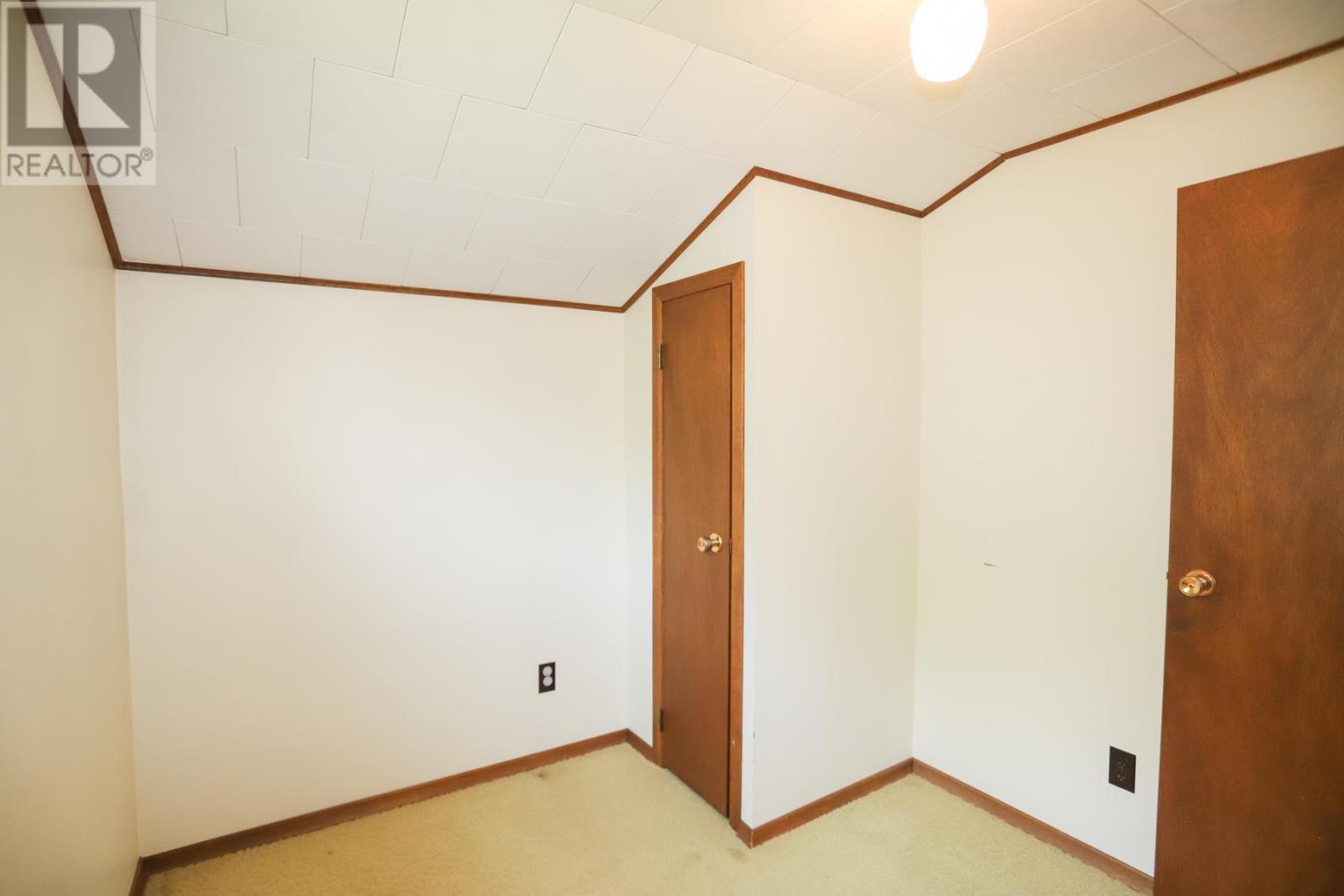 2704 A Line Rd, Richards Landing, ON - Indoor Photo Showing Other Room