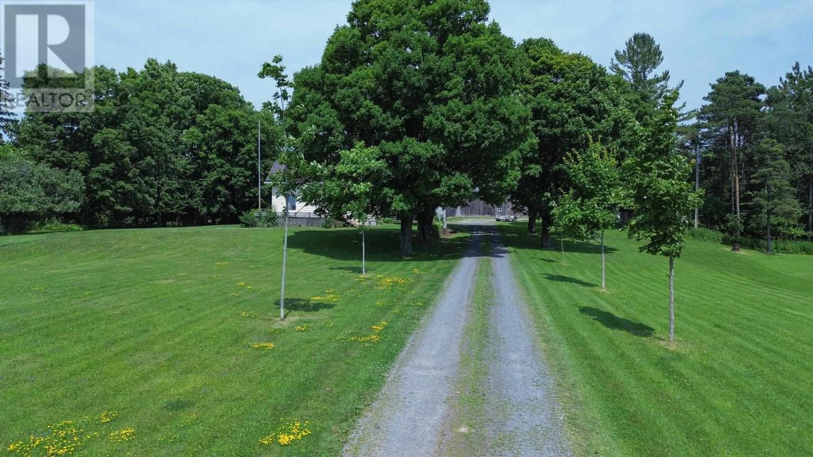 2704 A Line Rd, Richards Landing, ON - Outdoor