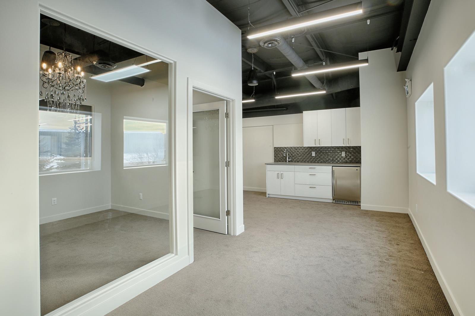 17 Boudreau Road, St. Albert, AB