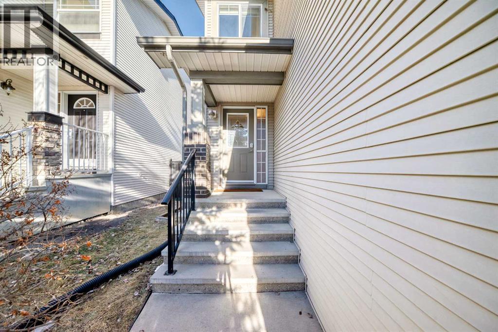 38 Springborough Way Sw, Calgary, AB - Outdoor