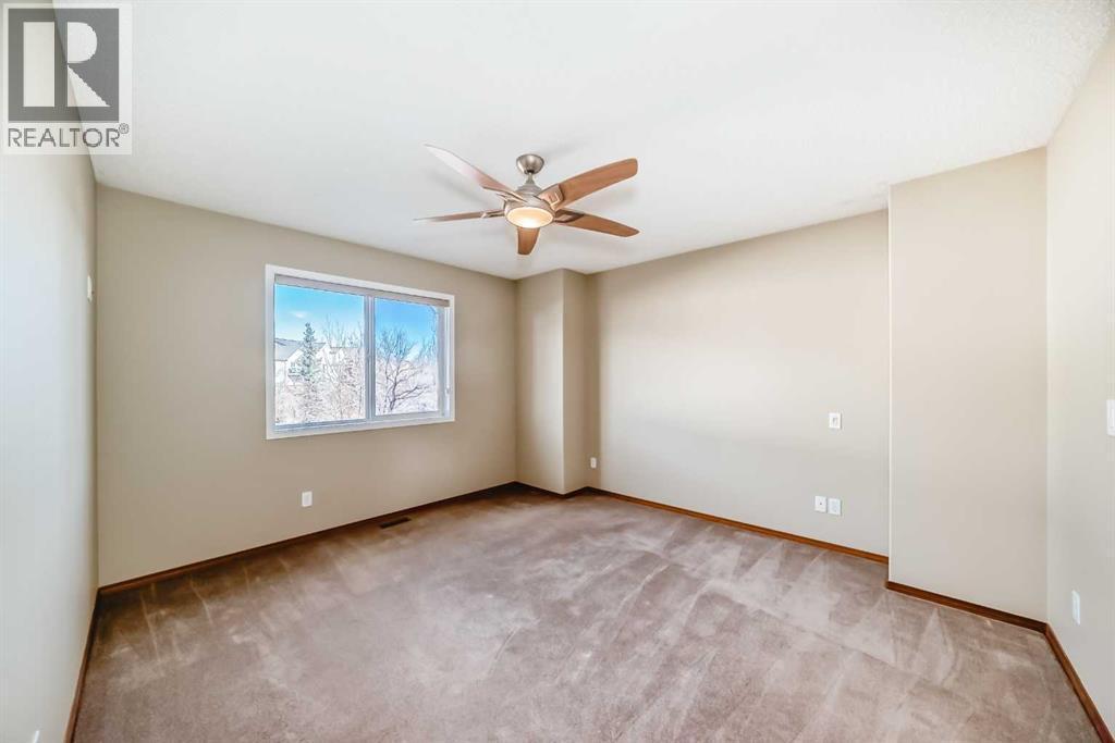 38 Springborough Way Sw, Calgary, AB - Indoor Photo Showing Other Room