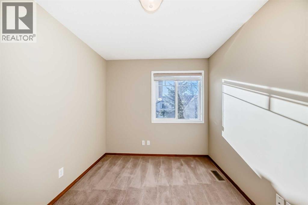 38 Springborough Way Sw, Calgary, AB - Indoor Photo Showing Other Room
