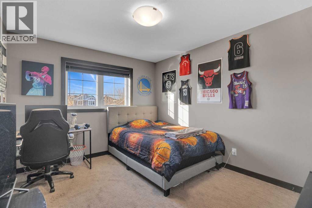 33 Sisson Avenue, Red Deer, AB - Indoor Photo Showing Bedroom