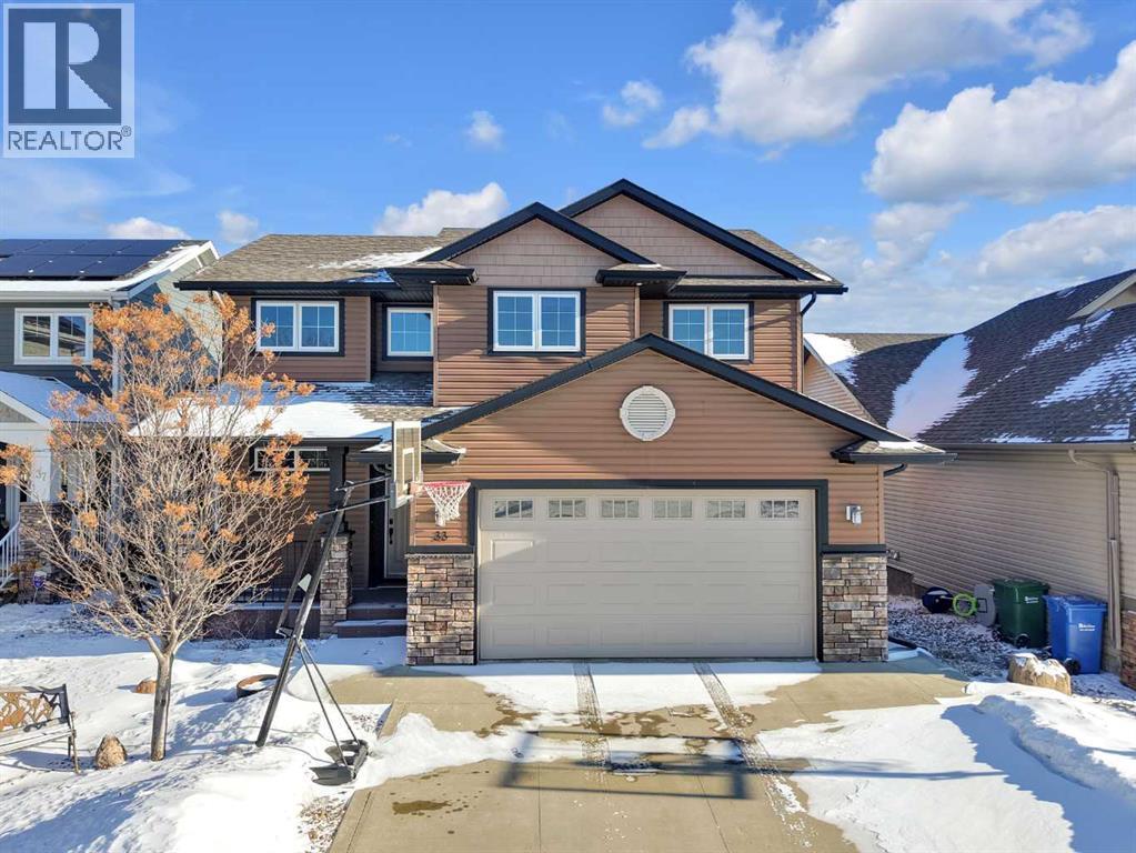 33 Sisson Avenue, Red Deer, AB - Outdoor With Facade