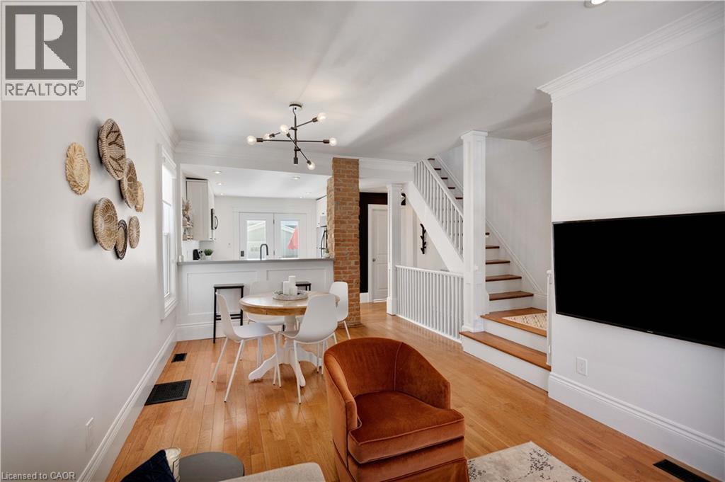 37 Chatham Street, Hamilton, ON - Indoor