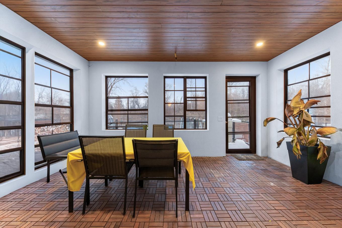 Solarium/Verrière - 106 Rue Jules-Verne, Saint-Jean-Sur-Richelieu, QC - Indoor