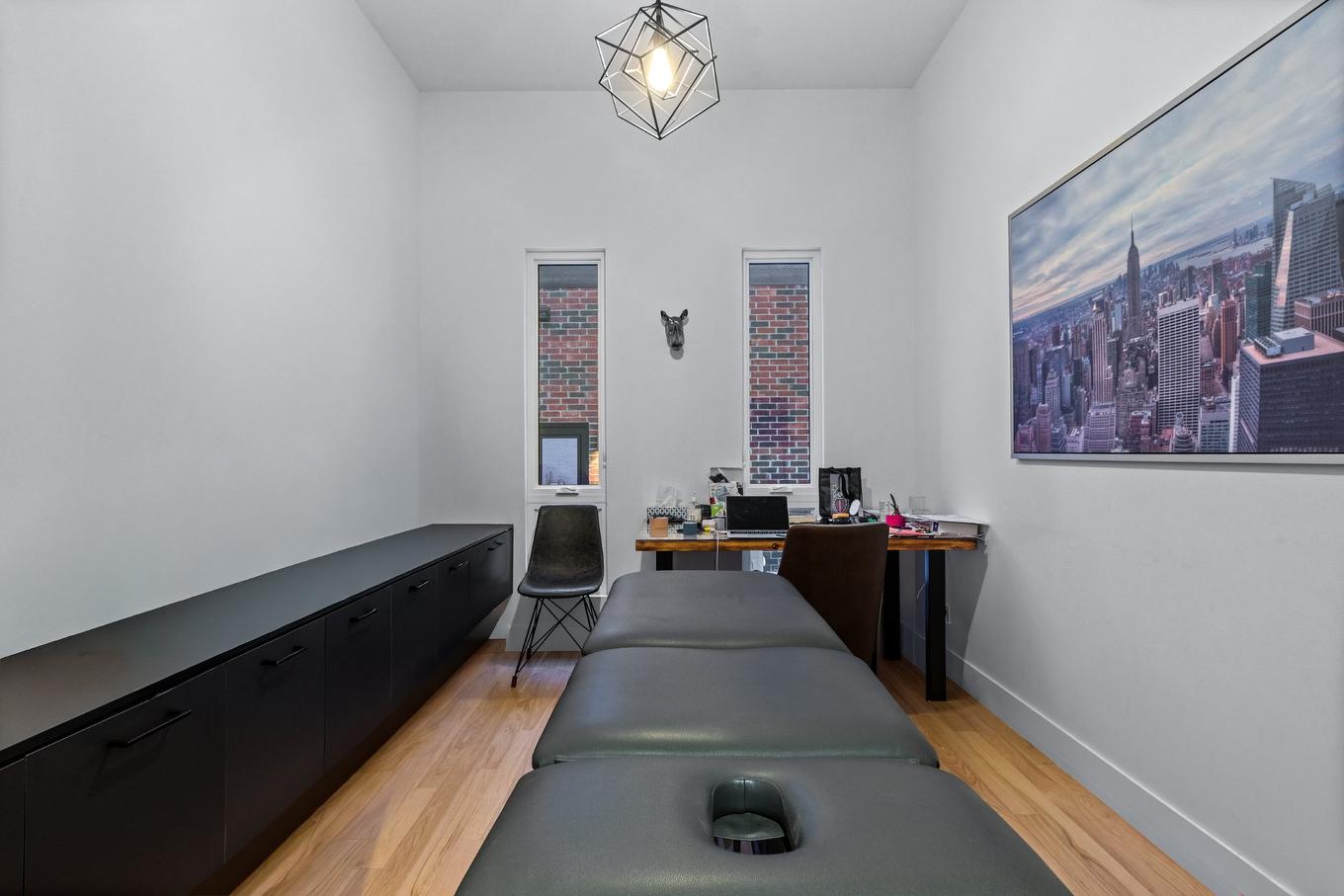 Bureau - 106 Rue Jules-Verne, Saint-Jean-Sur-Richelieu, QC - Indoor