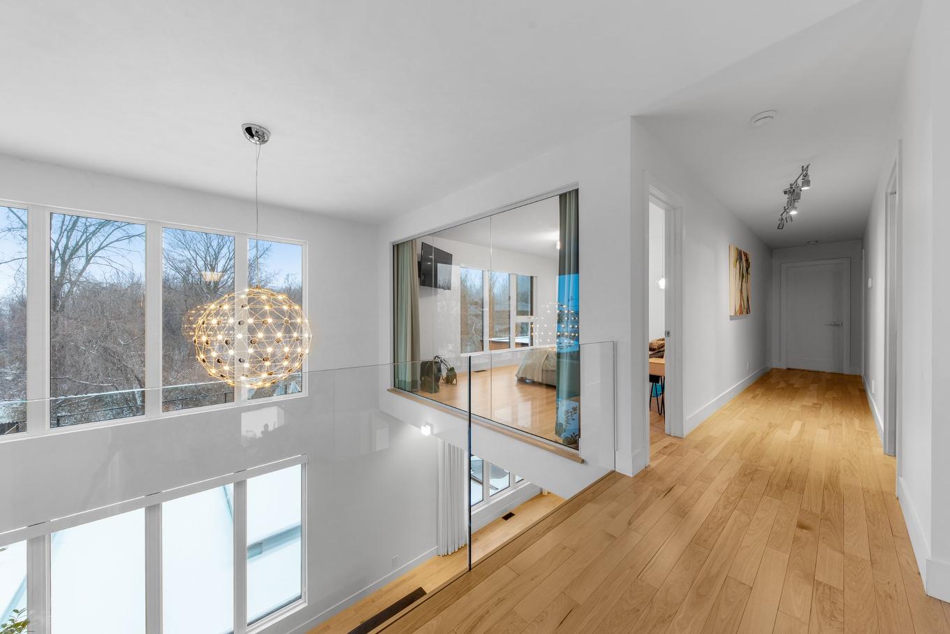 Corridor - 106 Rue Jules-Verne, Saint-Jean-Sur-Richelieu, QC - Indoor Photo Showing Other Room