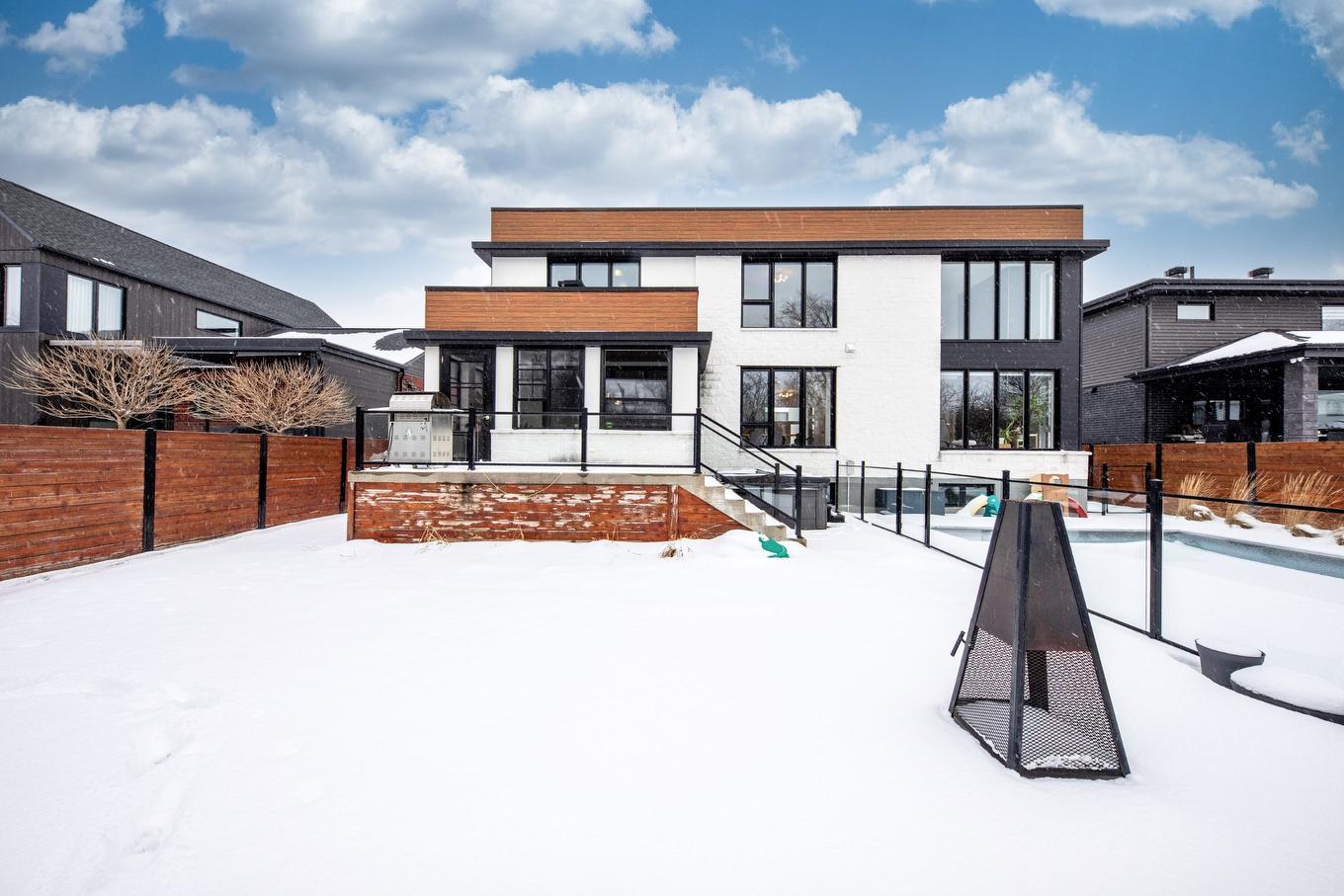 Face arrière - 106 Rue Jules-Verne, Saint-Jean-Sur-Richelieu, QC - Outdoor