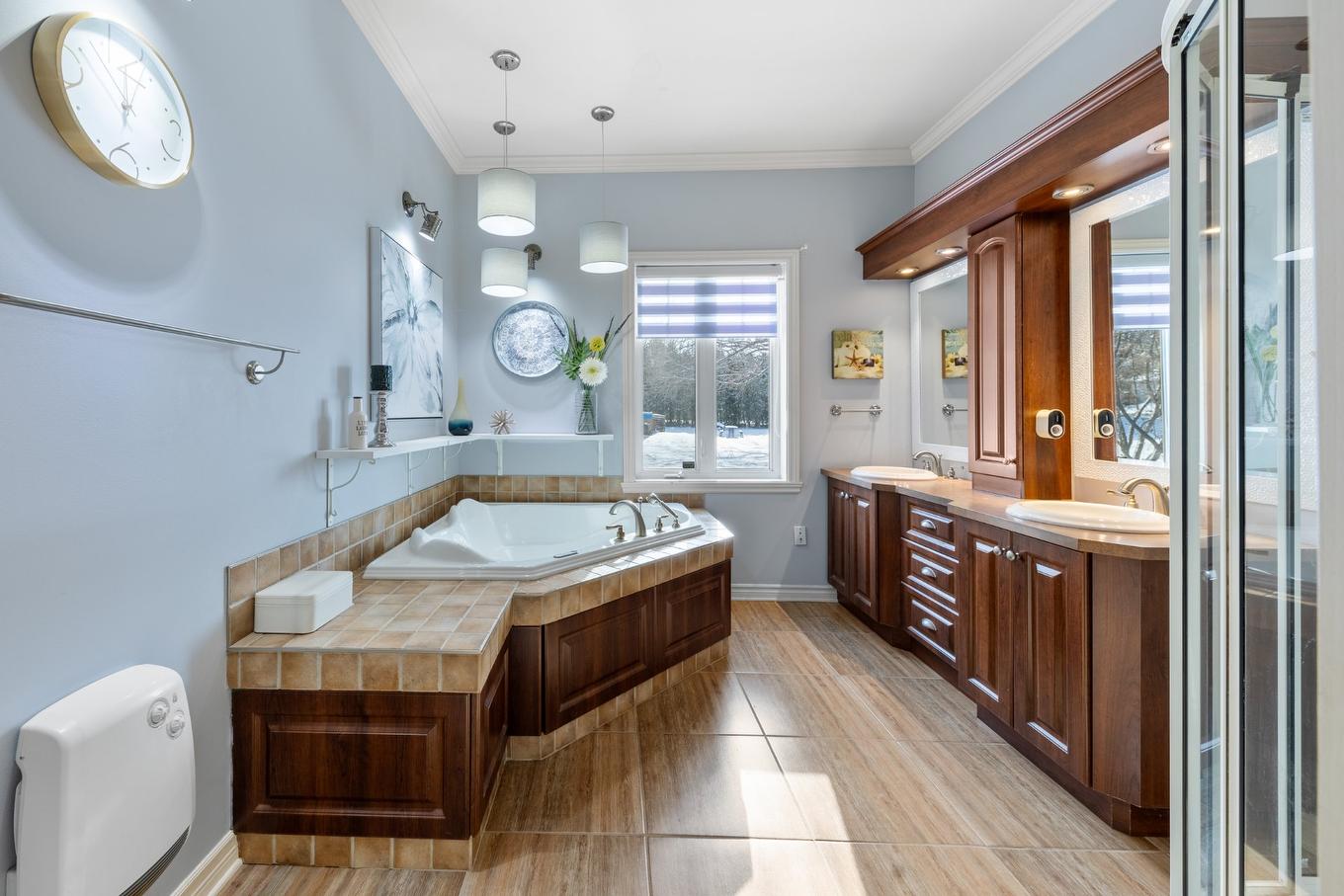 Salle de bains - 603 Ch. Du Clocher, Saint-Jean-Sur-Richelieu, QC - Indoor Photo Showing Bathroom