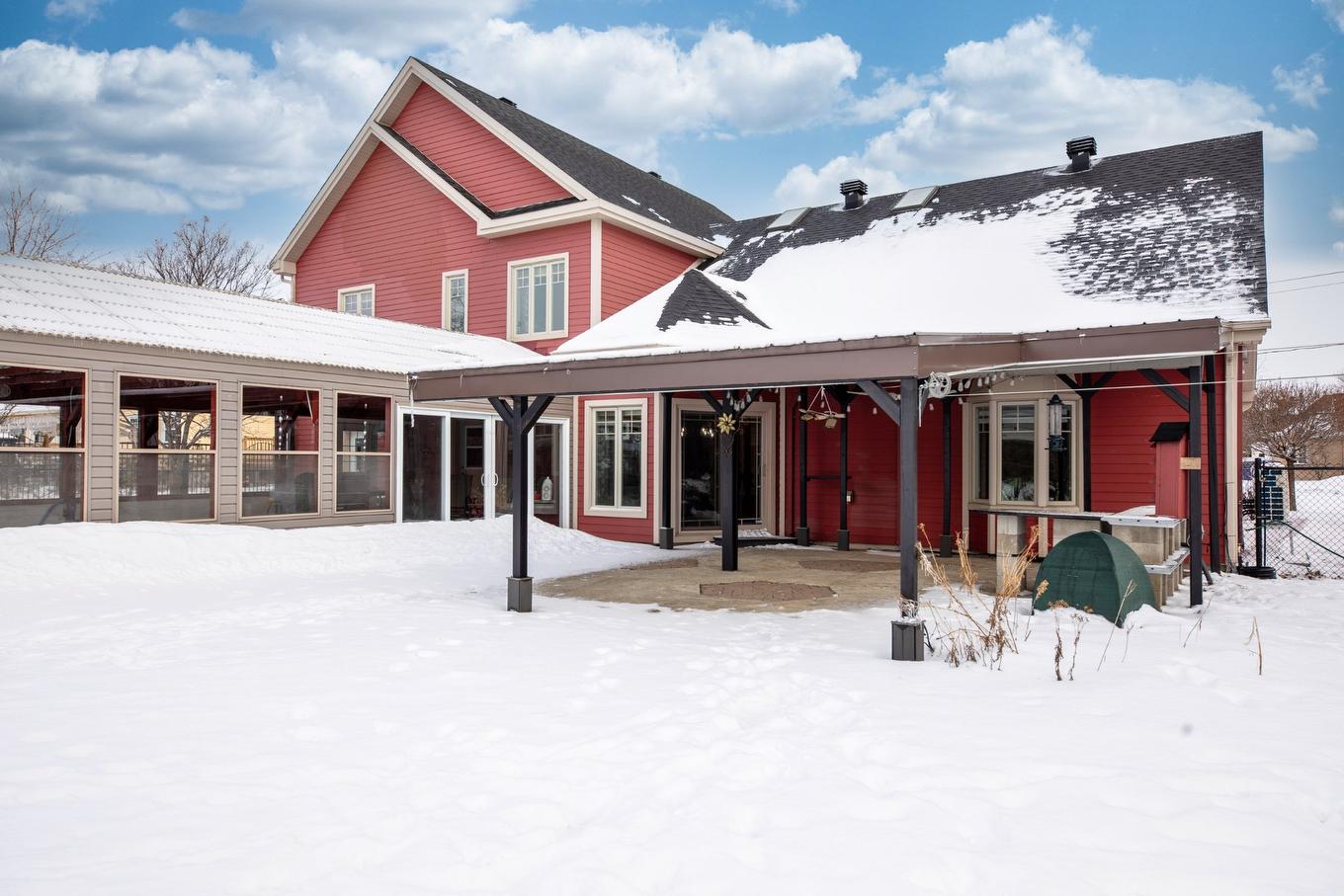 Cour - 603 Ch. Du Clocher, Saint-Jean-Sur-Richelieu, QC - Outdoor With Deck Patio Veranda