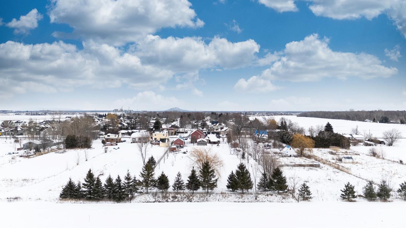 Photo aérienne - 603 Ch. Du Clocher, Saint-Jean-Sur-Richelieu, QC - Outdoor With View