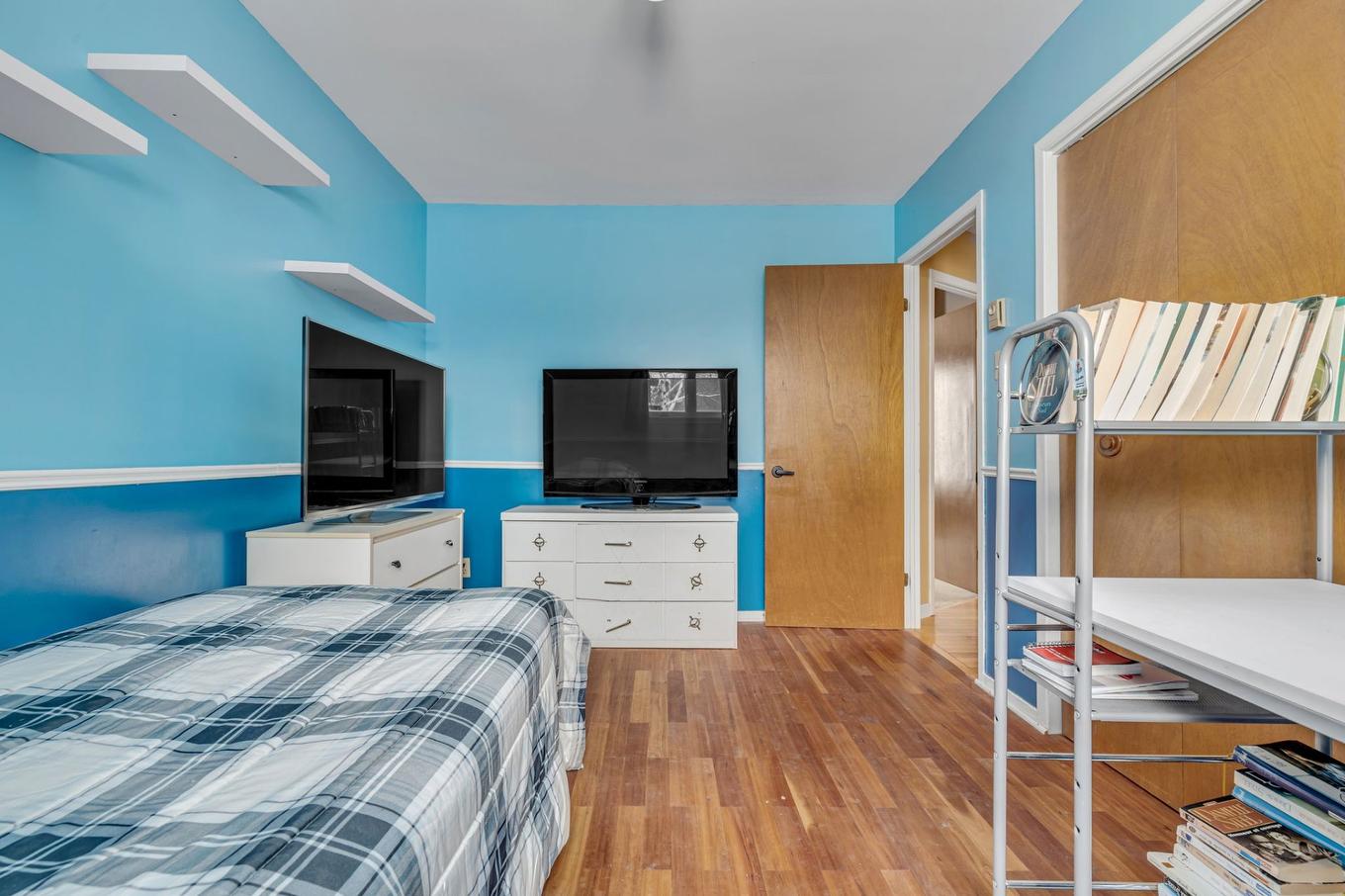 Bedroom - 4801 Av. Magnan, Québec (Charlesbourg), QC - Indoor Photo Showing Bedroom