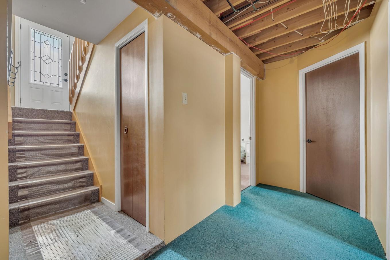 Staircase - 4801 Av. Magnan, Québec (Charlesbourg), QC - Indoor Photo Showing Other Room